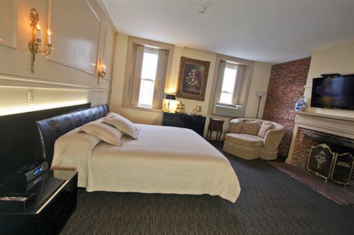 Hotel Garrison 4*